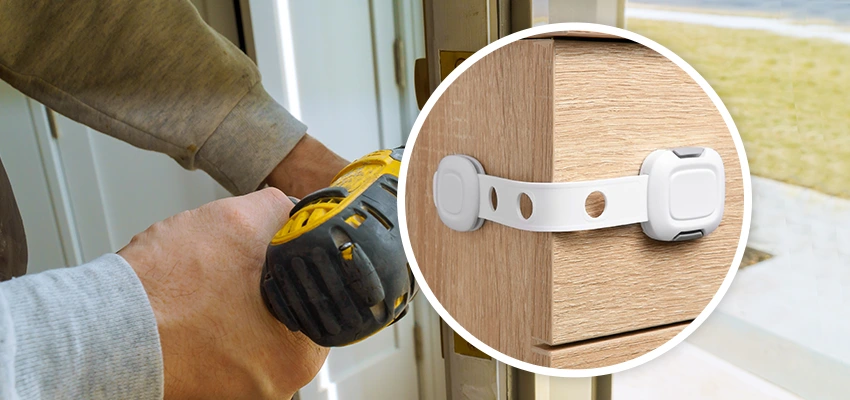 Childproof Sliding Door Locks in Rossmoor, CA