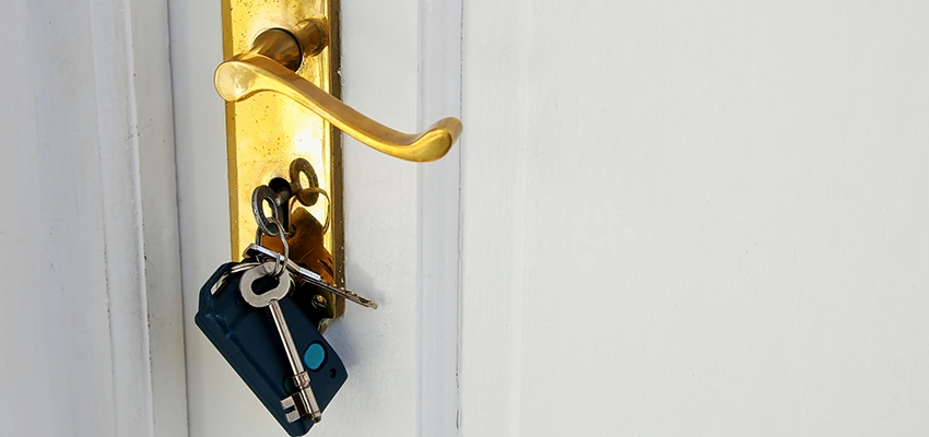 Broken Door Key Extraction in Rossmoor, CA