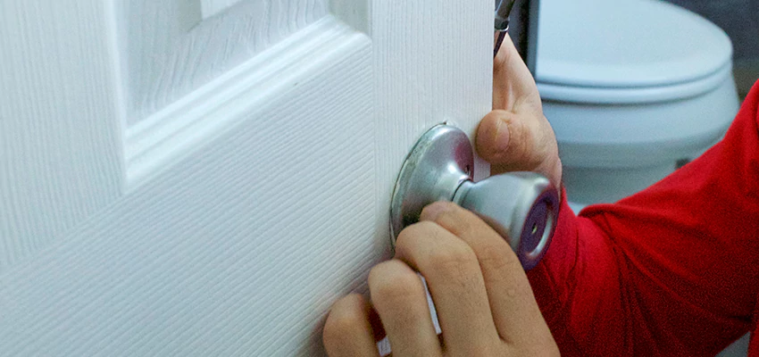 Vintage Door Knob Replacement in Rossmoor, CA